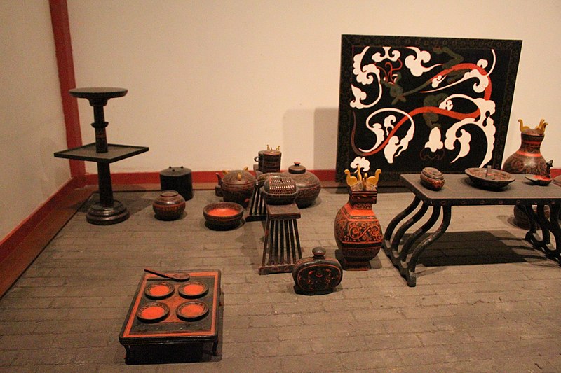 File:Qin-Han Model Room of Lacquered Articles (10163492564).jpg