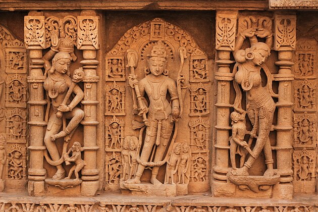 Rani ki vav, Patan, Gujarat, Wall Decorations