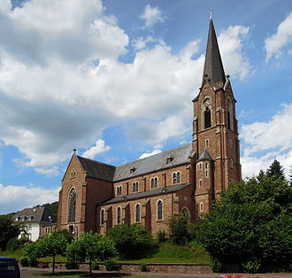 View from the market place Reimsbach Kirche (5).jpg