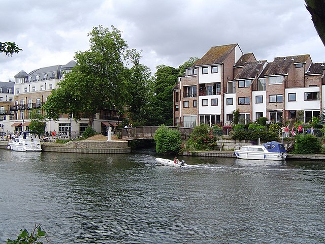 River Colne as it joins the Thames at Staines-upon-Thames