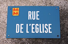 Villelongue köyündeki sokak (Hautes-Pyrénées) 2.jpg
