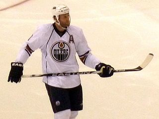 <span class="mw-page-title-main">Ryan Whitney</span> American ice hockey player (born 1983)