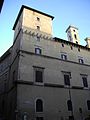 piazza Santi Apostoli: Torre del palazzo Colonna (Trevi)