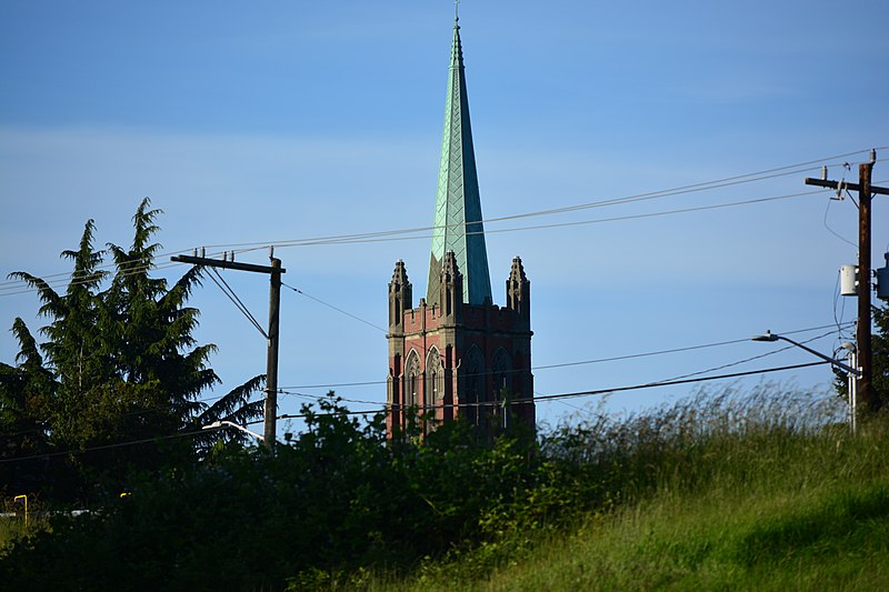 File:Seattle - steeple of Blessed Sacrament Church seen from Interstate 5.jpg