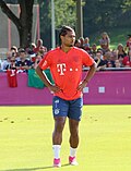 Thumbnail for File:Serge Gnabry Training 2019-09-01 FC Bayern Muenchen-1.jpg