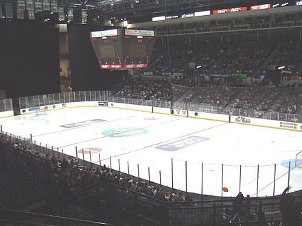 Sheffield Arena, waiting for a Steelers game