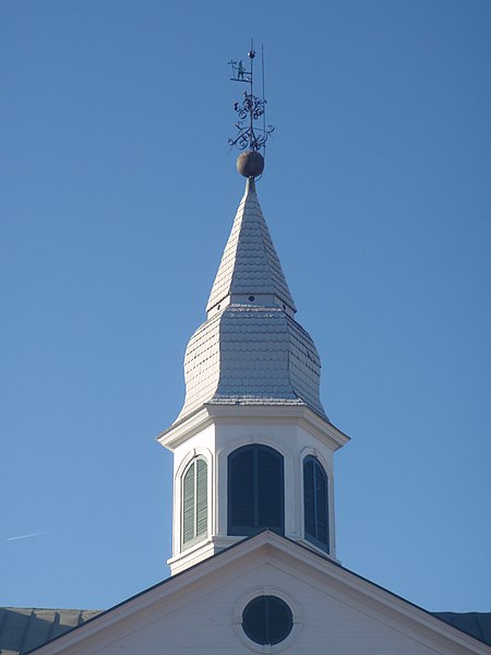 File:Shenandoah County Courthouse Woodstock VA Tower 2.JPG