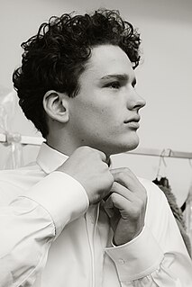 Simon Nessman Canadian model