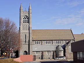 St. Paul's Church (Chester, Pennsylvania) on 9th and Madison Street, built in 1900 St Pauls Episcopal Chester PA.jpg