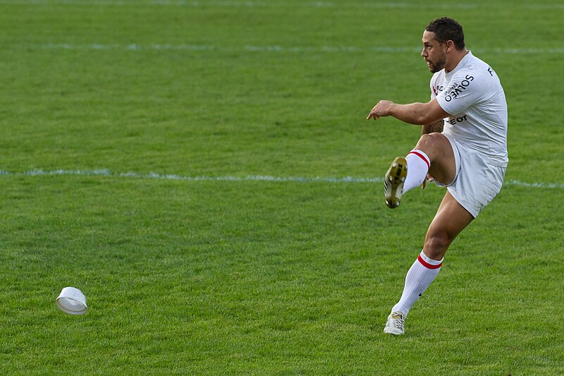 File:Stade toulousain vs SU Agen - 2012-09-08 - Luke McAlister3.jpg