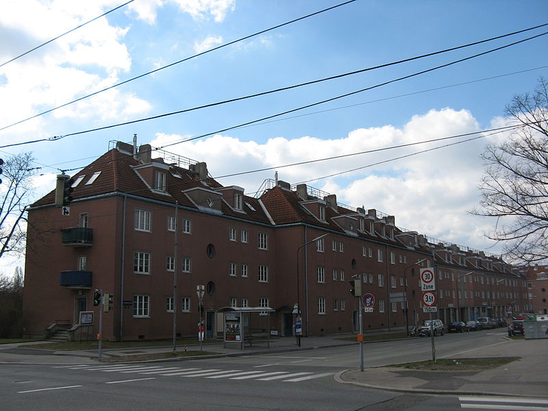 File:Stockholmer Platz 02.JPG