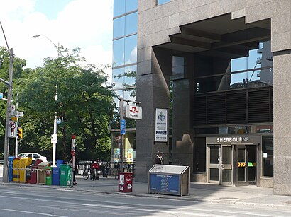 How to get to Sherbourne with public transit - About the place