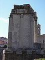 Temple of Vesta (Rome) 3.jpg