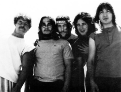 The Guess Who in 1970: from left to right Kurt Winter (guitar), Garry Peterson (drums), Greg Leskiw (guitar), Burton Cummings (keyboards, vocals), Jim Kale (bass)