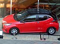 File:Toyota Yaris Hybrid (XP210) Auto Zuerich 2021 IMG 0182.jpg - Wikimedia  Commons