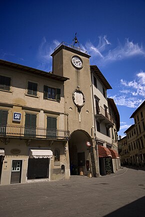 Torre dell'orologio di San Casciano.jpg
