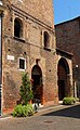 Entrada a la torre Conte Giovanni