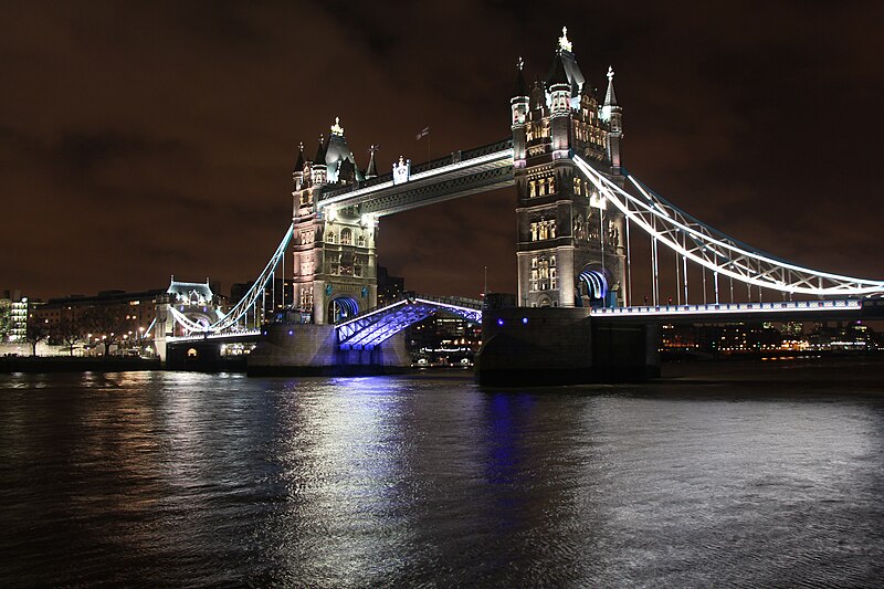 File:Tower Bridge (Night, Open).jpg