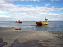 Transbordador proveniente de Chiloé arribando al continente