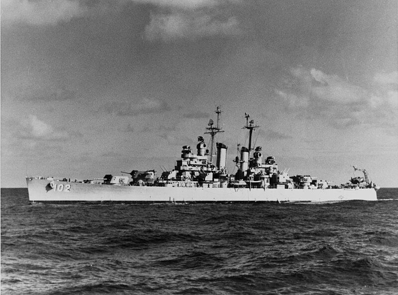 File:USS Portsmouth (CL-102) underway at sea on 22 April 1948 (NH 94707).jpg