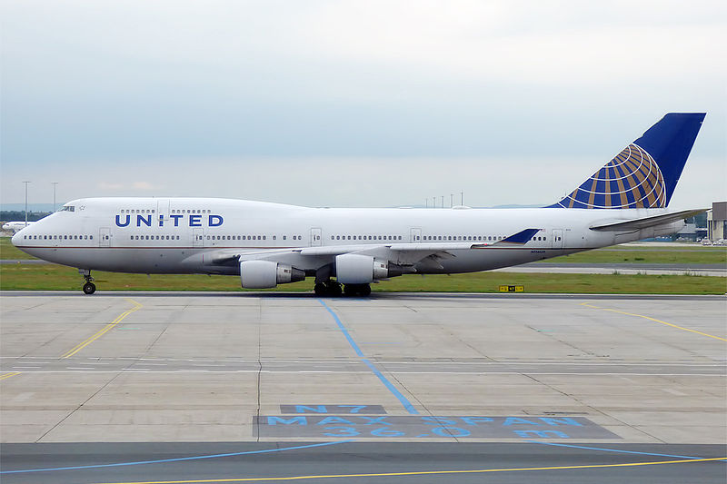 File:United Airlines, N116UA, Boeing 747-422 (15834072694).jpg