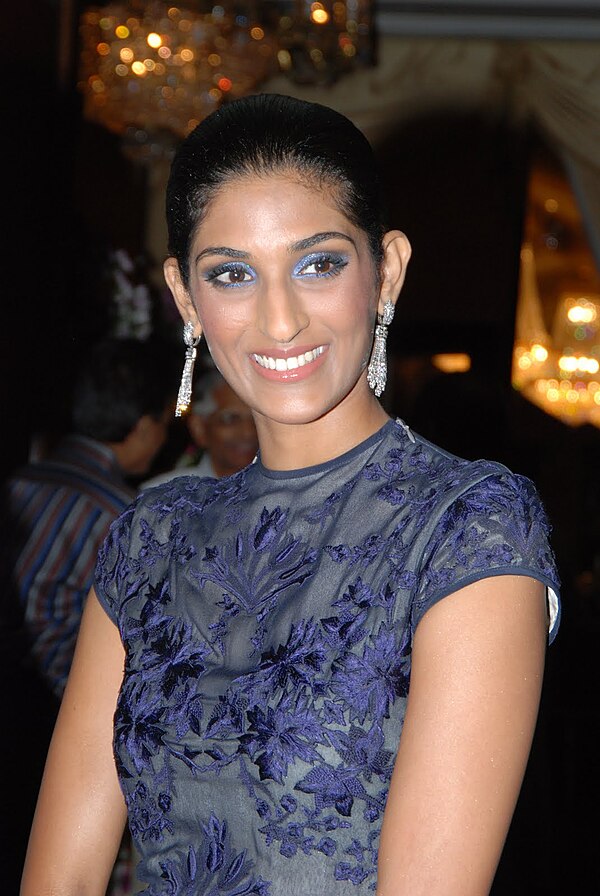 I AM She - Miss Universe India 2011 Vasuki Sunkavalli Hyderabad