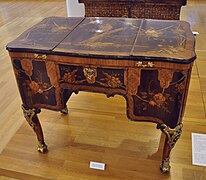 Bureau de David Roentgen vers 1769