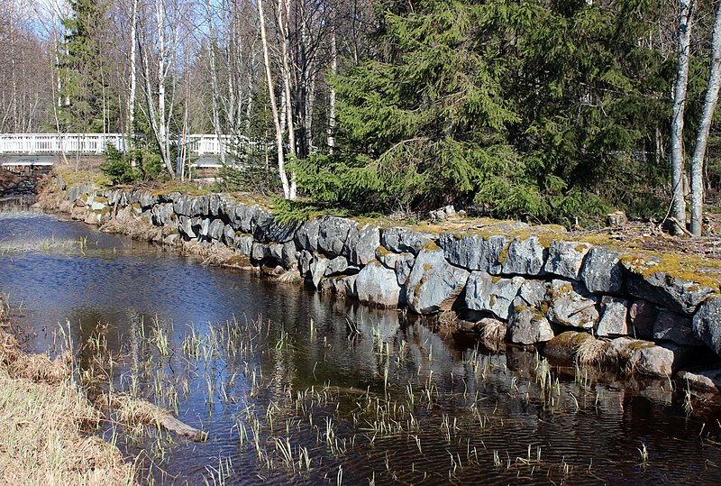 File:Vetomöljä Hupisaaret Oulu 20120506.jpg