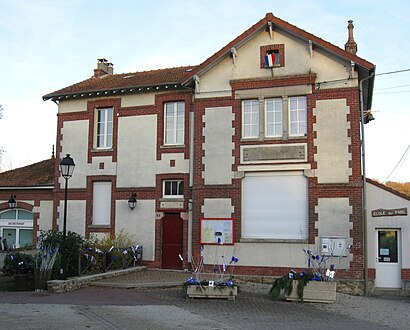 Cómo llegar a Villemareuil en transporte público - Sobre el lugar