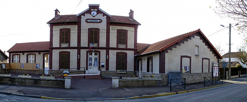 File:Villevaude - Mairie 01.jpg