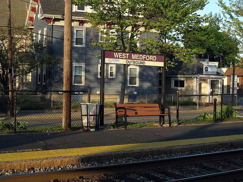 File:West Medford station sign, May 2012.JPG