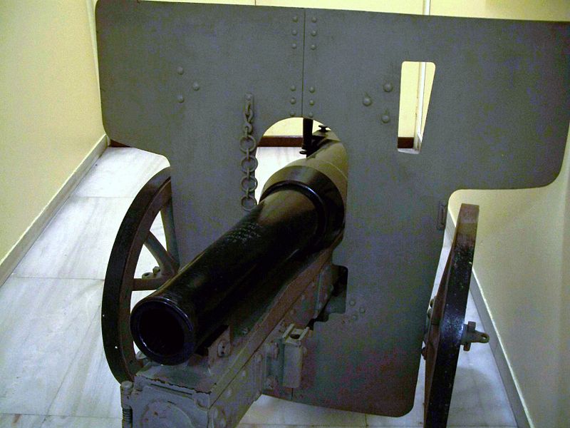 File:Worlds first mountain gun able to be broken down.jpg