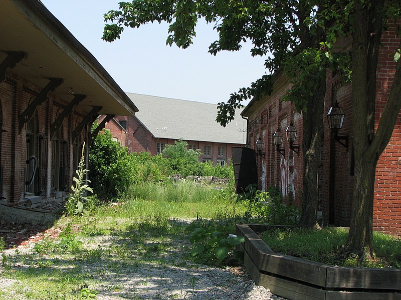 File:Yorklyn Snuff Mill Warehouses.jpg