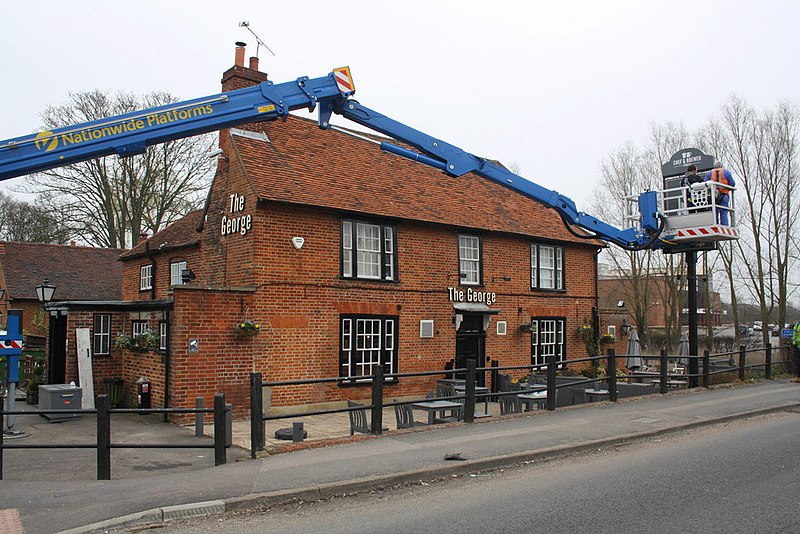 File:'The George' gets a new pub sign - geograph.org.uk - 4392794.jpg