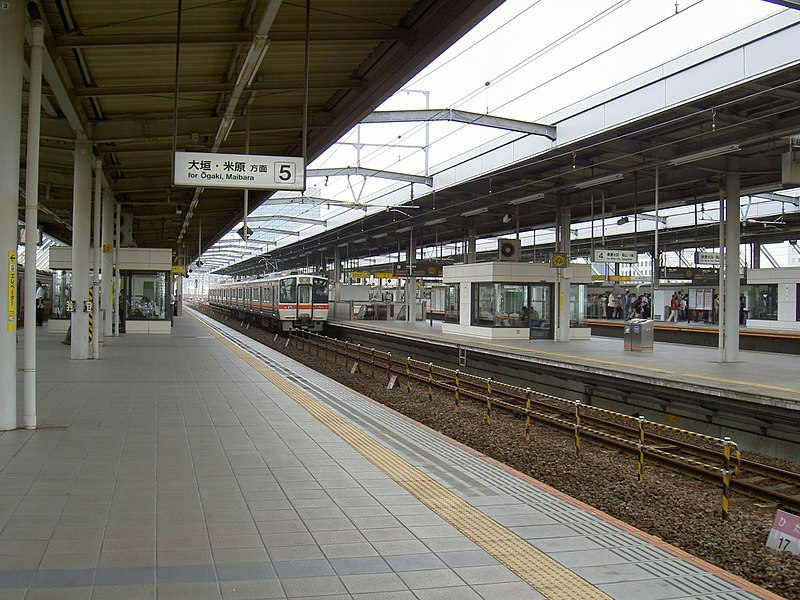 File:岐阜駅02.jpg