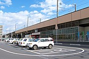 南西側から見た長町駅西口、暫定タクシープールが西口広場公園へ整備された（2007年3月）