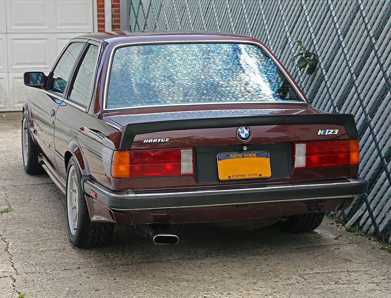 File:1983 Hartge H23 burgundy rear.jpg