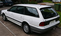 1993-1994 Mitsubishi Magna (TR) Executive V6 station wagon (2015-05-29) 02.jpg