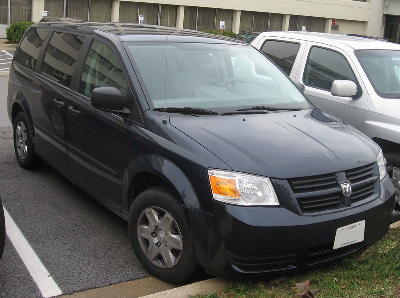 File:2008 Dodge Grand Caravan SE.jpg