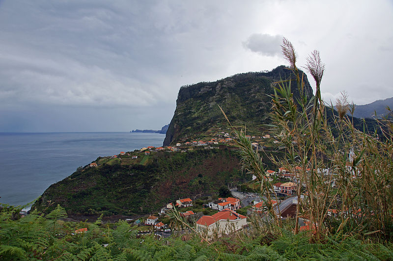 File:2011-03-05 03-13 Madeira 020 Faial.jpg