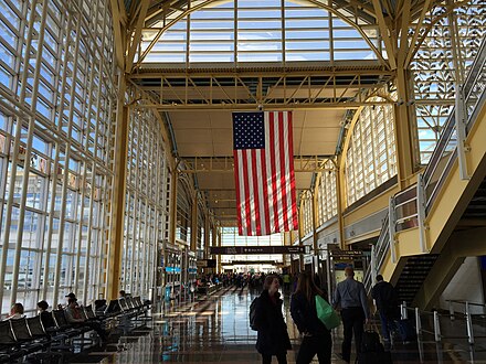 Inside departure area. 2016-03-18 15 44 34 Interior of Terminal B at Ronald Reagan Washington National Airport in Arlington, Virginia.jpg