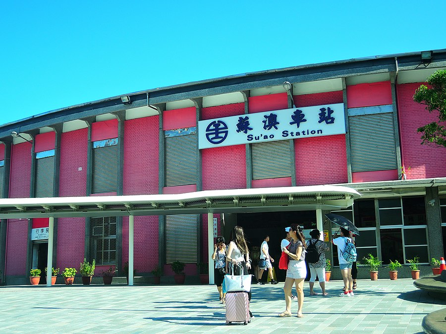 Su'ao railway station