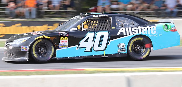 Finchum racing the No. 40 in 2018 at Road America