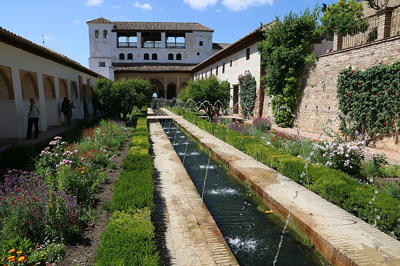 File:Aa generalife water and garden 2016.jpg