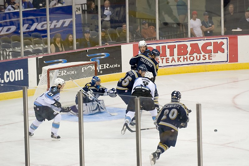 File:Aces @ Ice Dogs (402404623).jpg