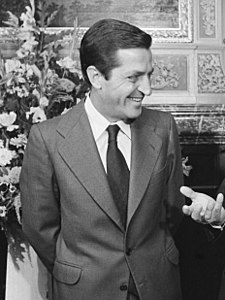 Adolfo Suárez 1977 (cropped).jpg