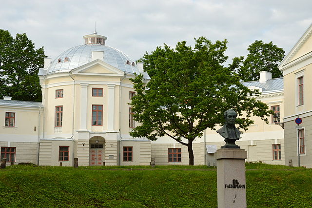 File:Anatomical_Theatre,_Tartu.JPG