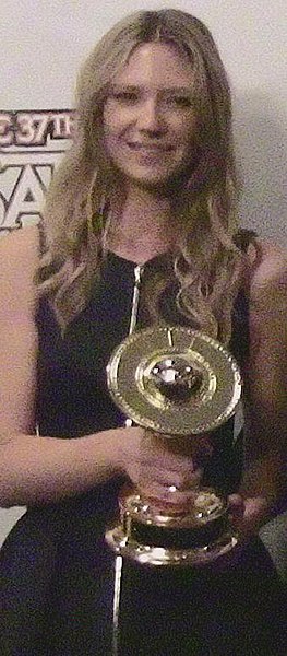 File:Anna Torv Saturn awards 2011.jpg