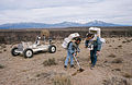 James Irwin (vľavo) a David Scott (vpravo) počas geologického tréningu v Novom Mexiku