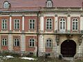 Palatul Bánffy din Cluj, fațada cu grifoni (fațada estică)